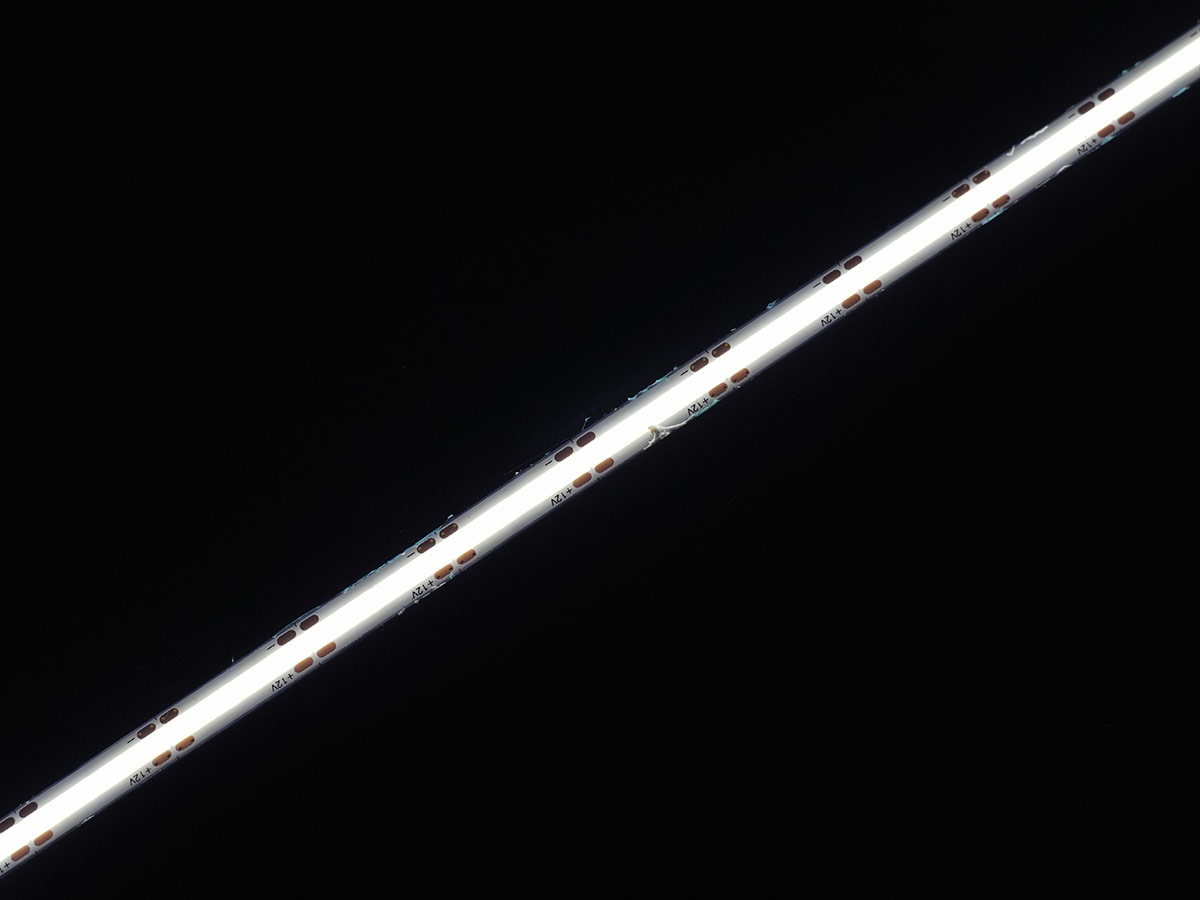 4000K Exterior Waterproof Outdoor LED Strip Lights